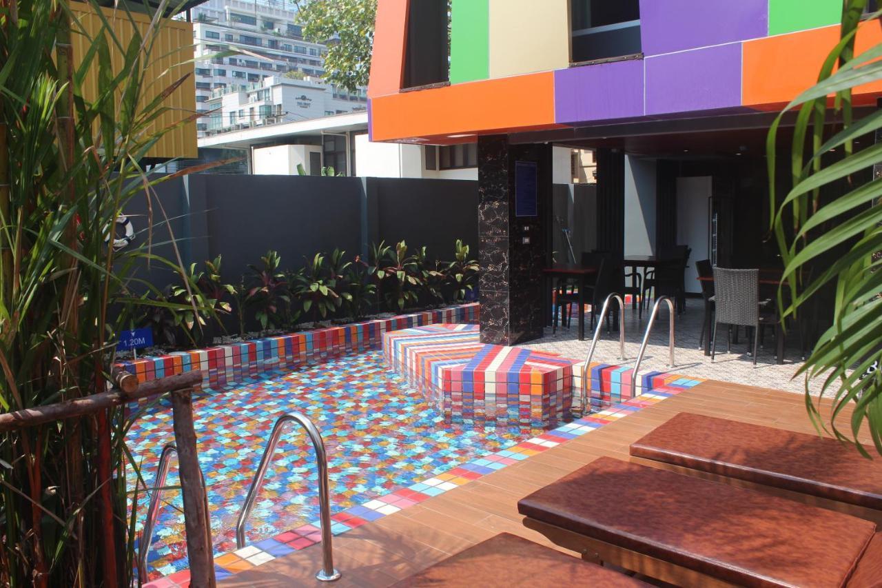 H-District Boutique Poshotel Bangkok Exterior photo